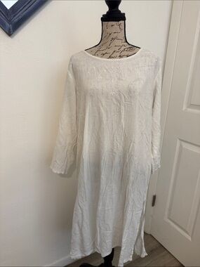 White Embroidered Maxi Dress - Boho-Inspired Tunic